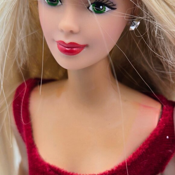 Very Velvet Barbie Doll 1998 20528 Red Velvet Jumpsuit Mattel Read - Picture 4 of 16